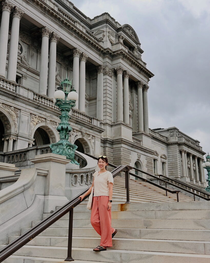 Alice standing in front of library of congress.